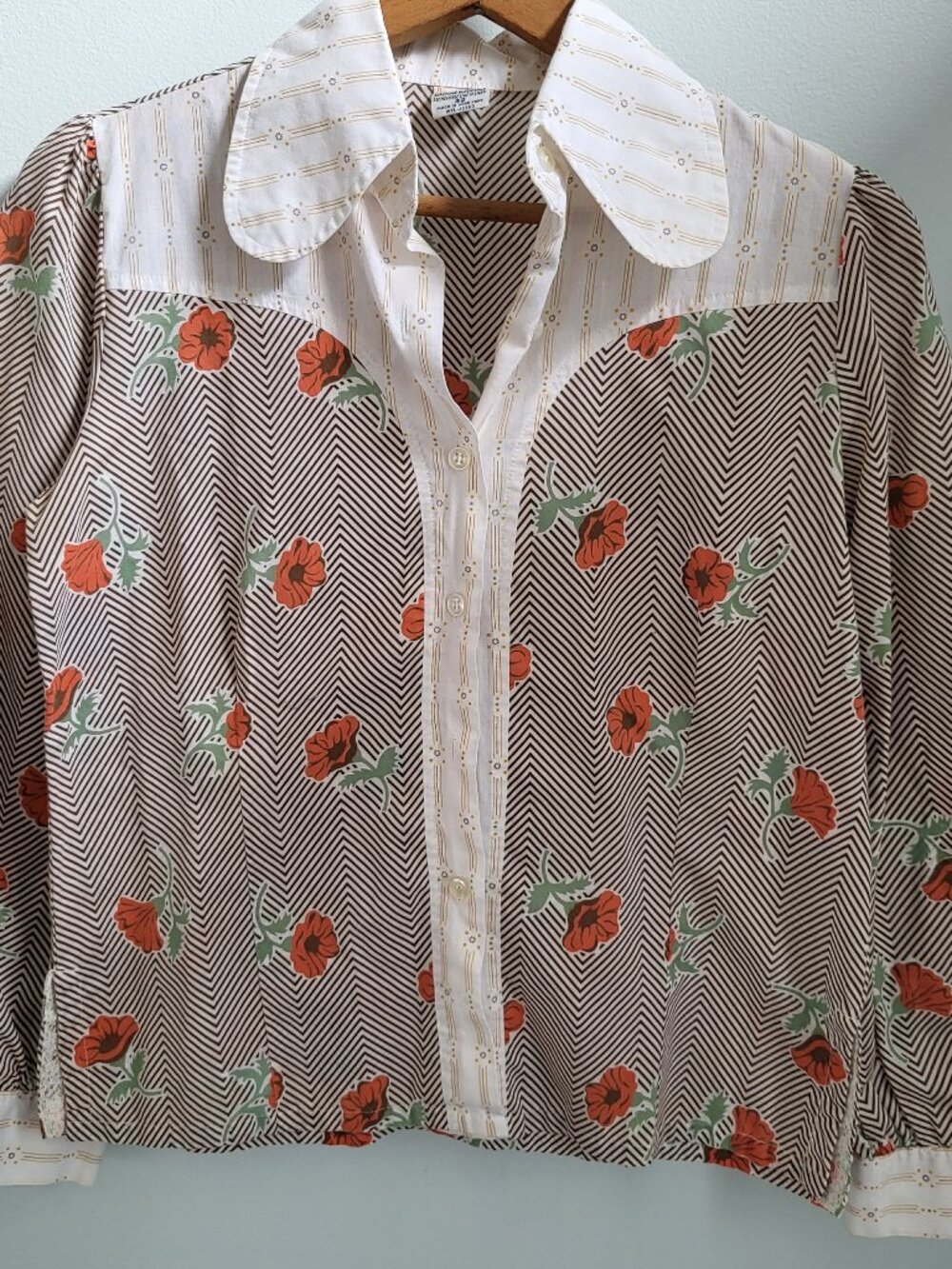 Vintage Floral Button Down Shirt by Permanent Press – Women’s XS/Sm